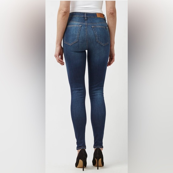 Like new high rise skinny by Buffalo - Picture 2 of 5